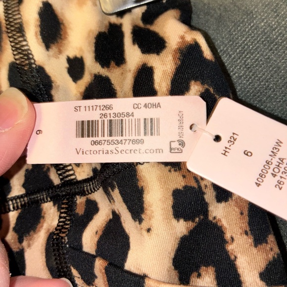NWT Victoria’s Secret Leopard Print 7/8 High Rise Leggings Size 6 - Picture 4 of 4